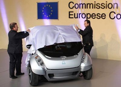 Европейцы презентовали складной электромобиль