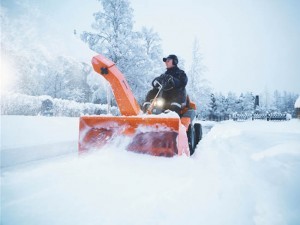 Как следует выбирать снегоуборочную технику