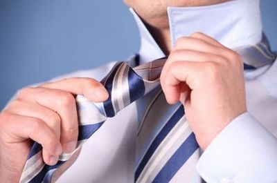 Как завязать галстук самостоятельно