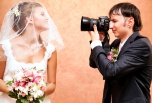 Какого фотографа выбрать на свадьбу