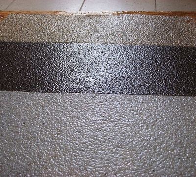 Краска по бетону для наружных работ: особенности выбора и применения