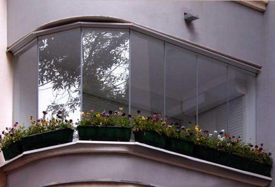 Остекление балкона - возможность утеплить и увеличить пространство квартиры