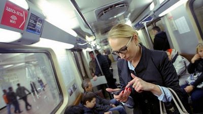 Сотовая связь останется в московском метро
