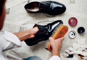 Советы по уходу за мужской обувью