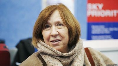 Светлана алексиевич опровергла слухи о своей смерти
