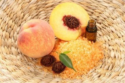 В чём уникальные и универсальные свойства персикового масла